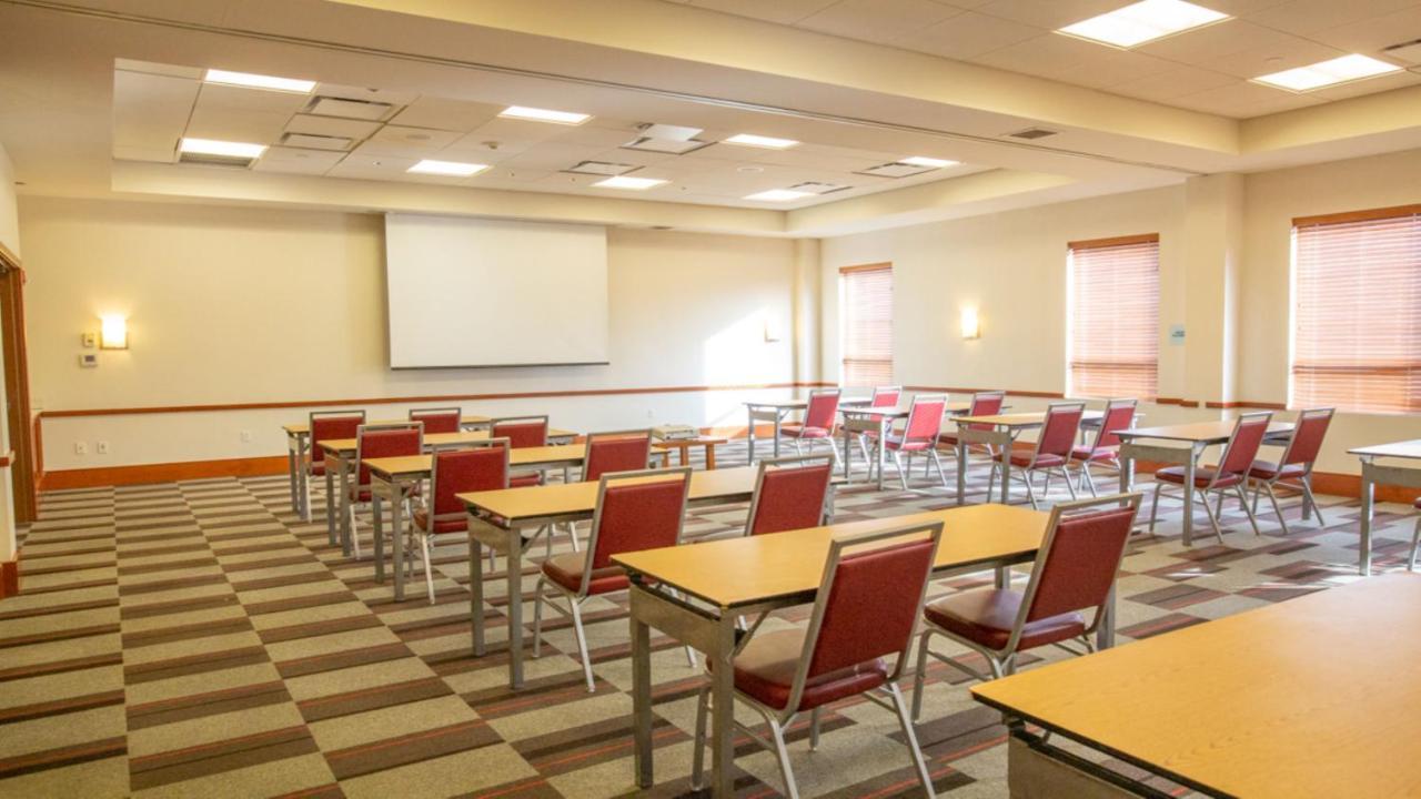 Holiday Inn Express Columbus Airport Easton Exterior foto